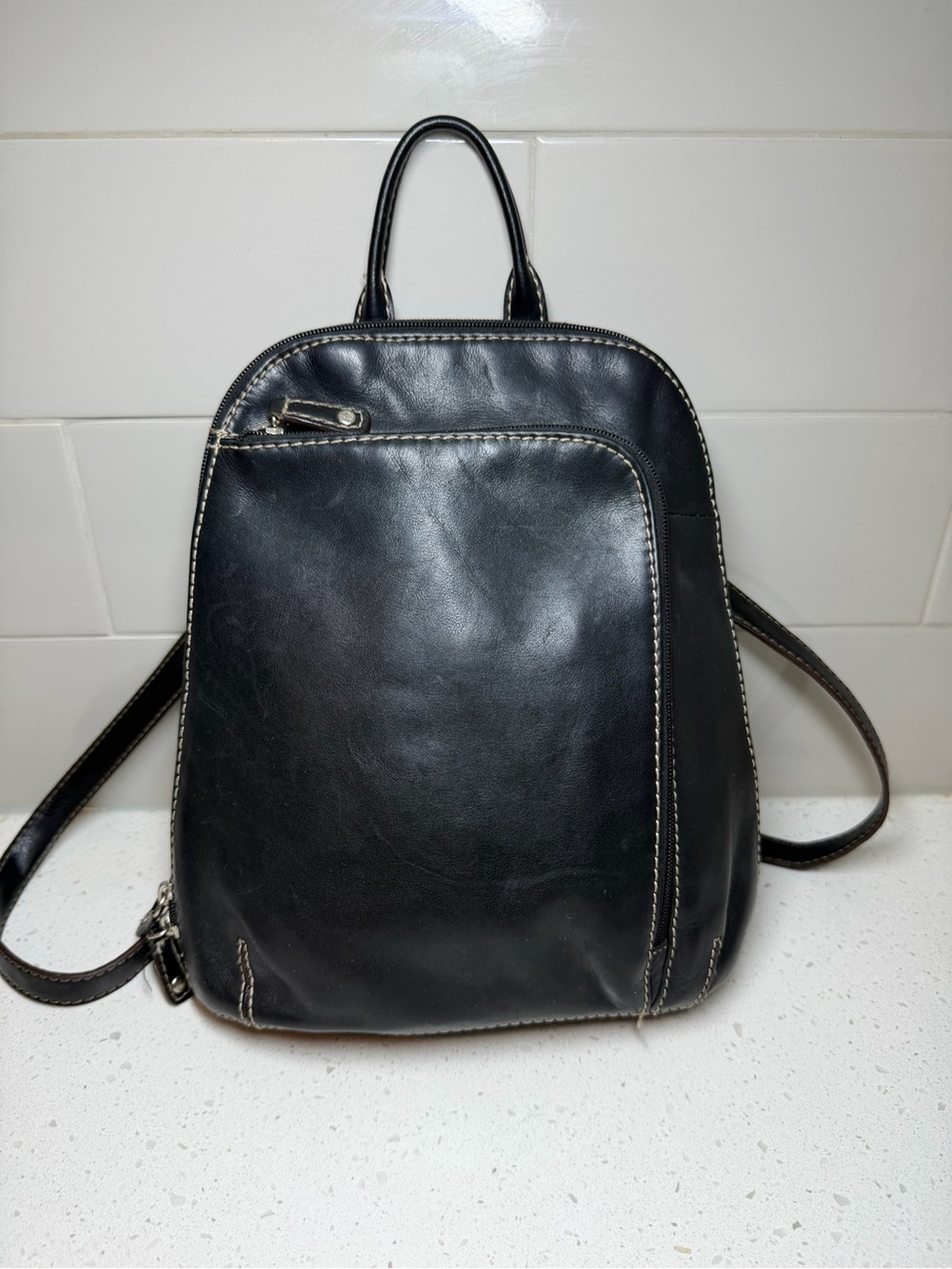 St John’s Bay Vintage Black Genuine Leather Backpack Purse Y2K 90s minimalist